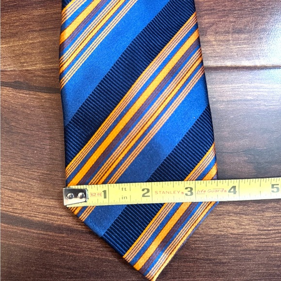 BUGATCHI Uomo Navy and Orange Striped Silk Tie Made In Italy - Picture 9 of 10